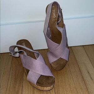 TOMS Women's Lavender Wedge Sandals